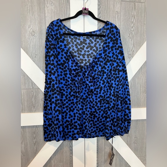 Ava & Viv Tops - 230. NWT AVA & VIV Sweetheart Neckline Bold Blue Blouse
